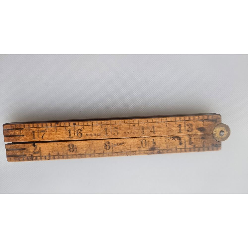 Antique carpenter's boxwood folding rule of 19th century 24 inch